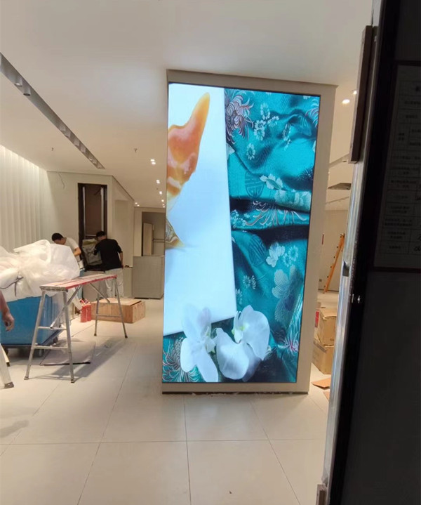 万源商场门店转角LED显示屏